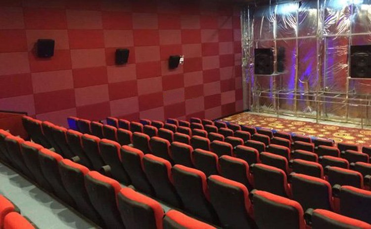 內(nèi)蒙古赤峰電影院吸音墻板